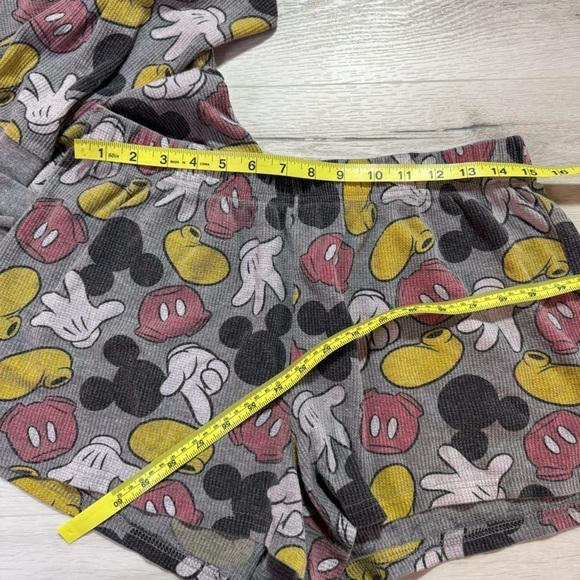 Disney Mickey Thermal 2 Piece Pajama Set, Size Large - Picture 11 of 15